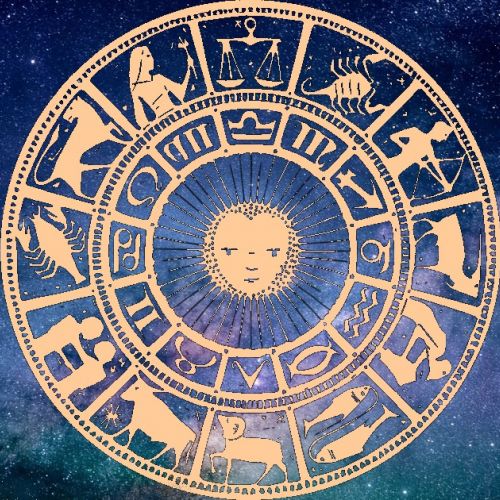 Astrologisches Profil: Mit etwa 40 Jahren wird der Aszendent dominant.